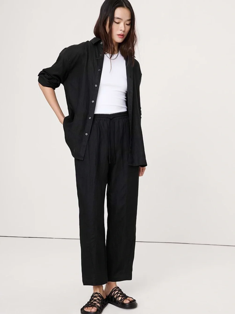 BANANA REPUBLIC BARREL-LEG LINEN PULL-ON PANT